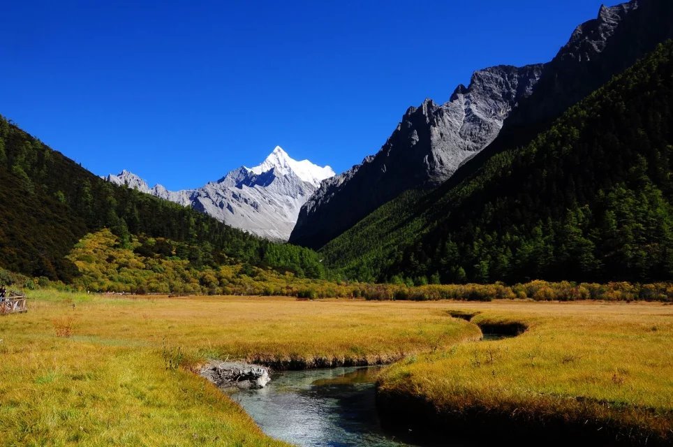 这几个地方的9月，藏着秋天最美的风景！