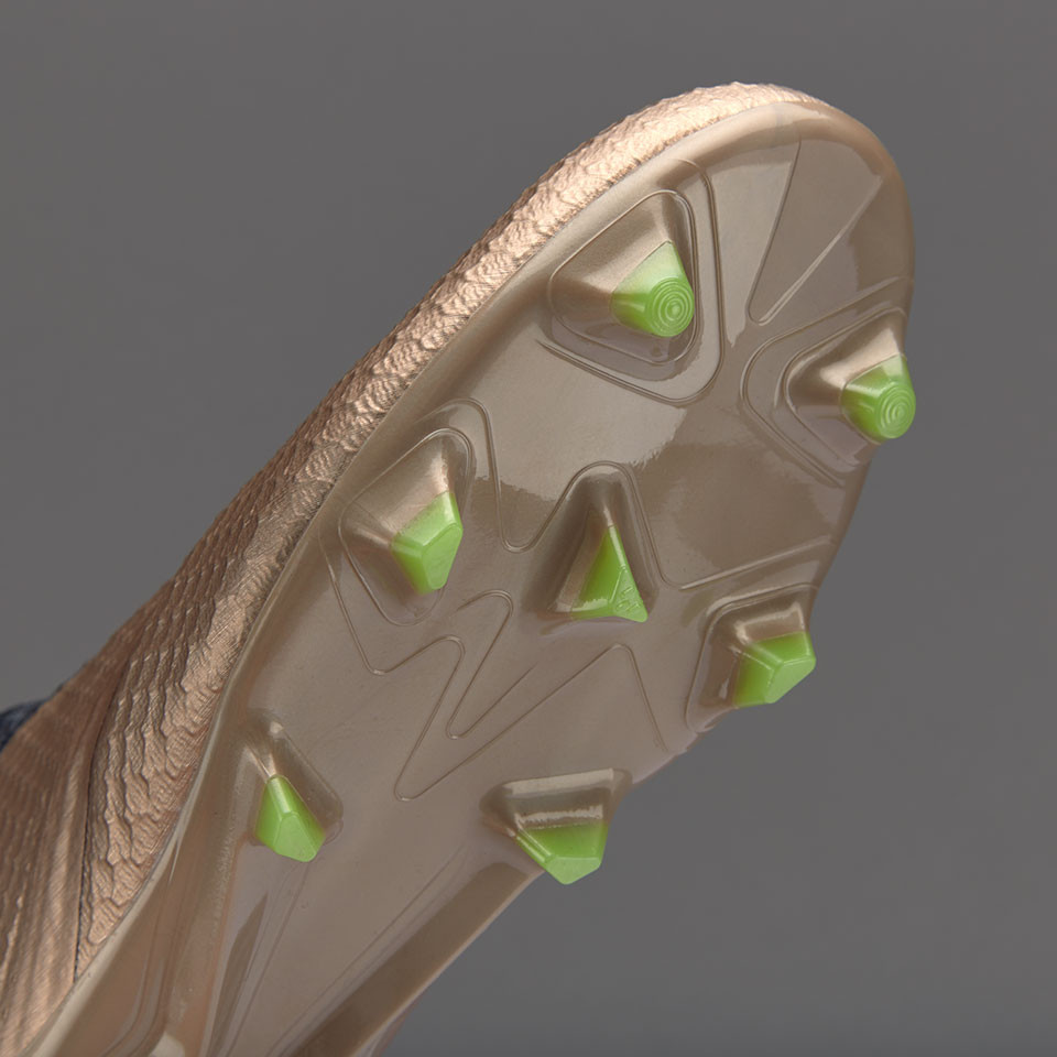 铜心铁胆：adidas 阿迪达斯 推出 Messi 16+ Pureagility 全新金属铜配色