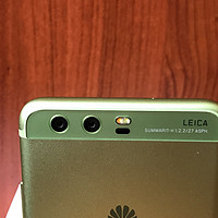 不一样的审美：HUAWEI 华为 P10 双摄 全网通智能手机 草木绿 开箱