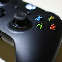 Microsoft 微软 Xbox One 新版无线控制器 使用小测