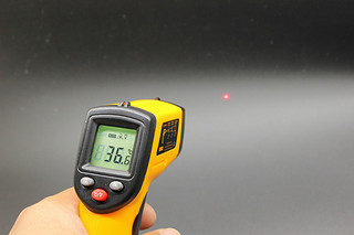 远距离测温小帮手——标智 GM320 手持红外线测温仪