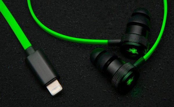 高通aptX HD解码器+背光灯：RAZER 雷蛇 推出 Hammerhead “战锤狂鲨”BT 蓝牙版 和 iOS版 入耳式耳机