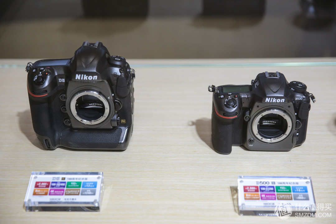 无反相机独占鳌头：2017 CHINA P&E 影像器材展 现场简单体验