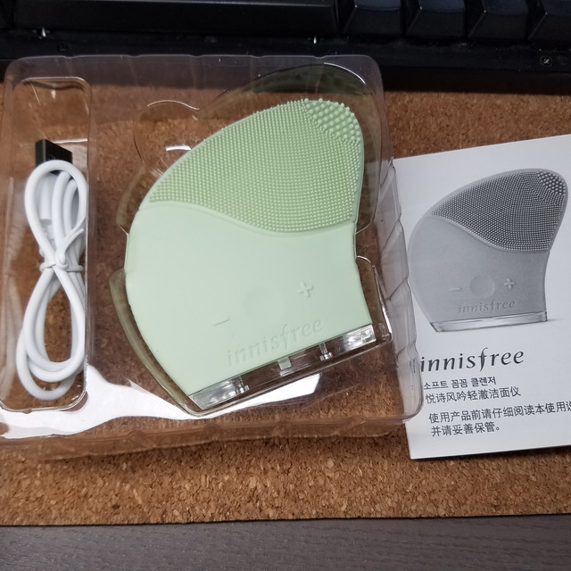 大牌洁面仪的平价替代品——悦诗风吟轻澈洁面仪开盒