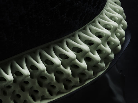 “跑步装备半月评”第9期：Polar发布采用6颗LED的光学心率表M430，adidas新工艺加速量产3D打印跑鞋