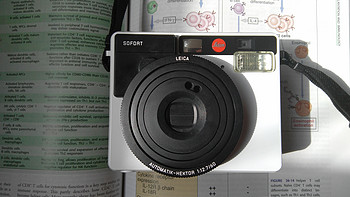 Leica 徕卡 SOFORT拍立得相机白色 开箱