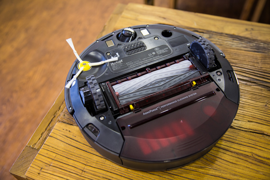 《到站秀》第106弹：iRobot Roomba 961 智能扫地机器人 