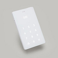 原始的非智能手机：Light Phone 众筹成功 售价150美元