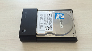 IT-CEO IT-716 3.5英寸 通用SATA串口 SSD固态硬盘盒 开箱