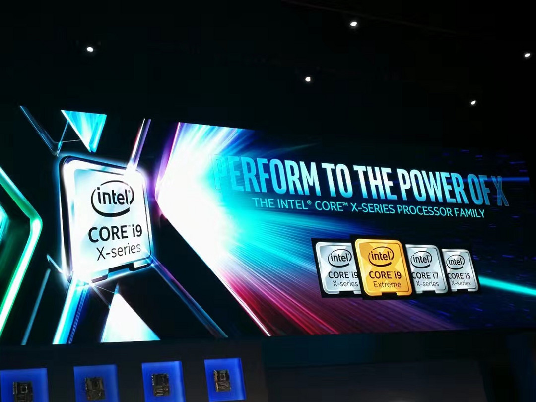 Core i9首现真身！intel 英特尔 发布 全新酷睿 X系列处理器 和 第八代酷睿处理器