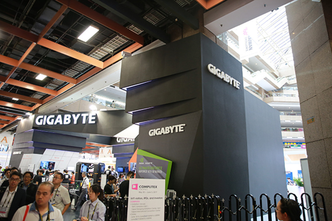 图赏 | 一篇图文带你逛完 GIGABYTE 技嘉 COMPUTEX 2017 展台