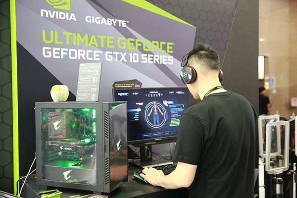 图赏 | 一篇图文带你逛完 GIGABYTE 技嘉 COMPUTEX 2017 展台