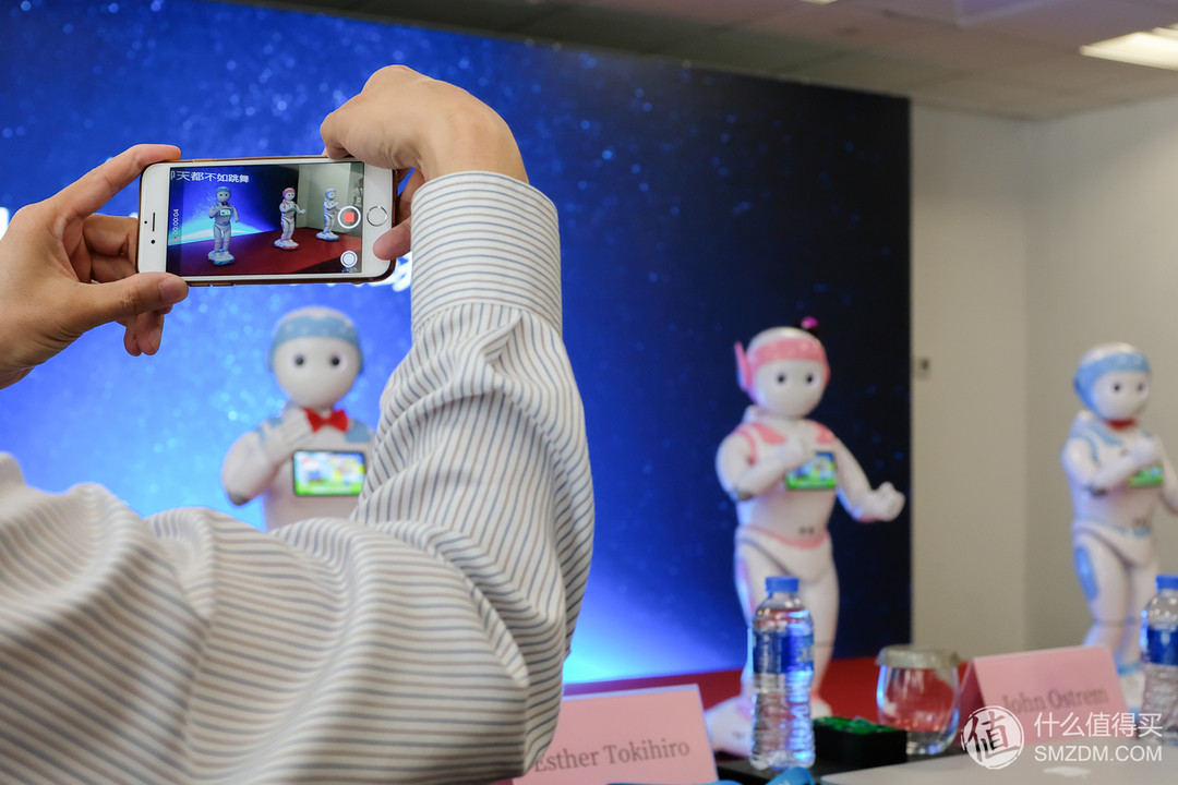 3~12岁儿童的智慧伙伴：AvatarMind 阿凡达 i宝 童伴机器人 正式推向消费市场