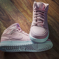 Air Jordan 1 Mid BG 篮球鞋 粉色 开箱