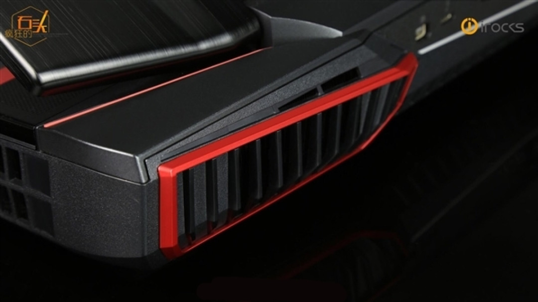 机械键盘+双路GTX 1080 SLI:I-ROCKS 艾芮克 推出 “红水银” 游戏本