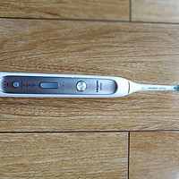 一家人的电动牙刷 篇一：专业的选择——飞利浦HX9182感应充电声波震动牙刷