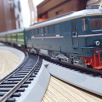 我的火车模型 篇一：DF4C东风4系列火车模型