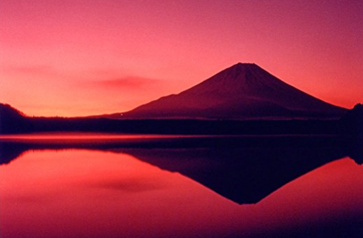 手中的富士山：PLATINUM 白金 推出 3776 CENTURY系列 富士旬景-春晓 限量版钢笔