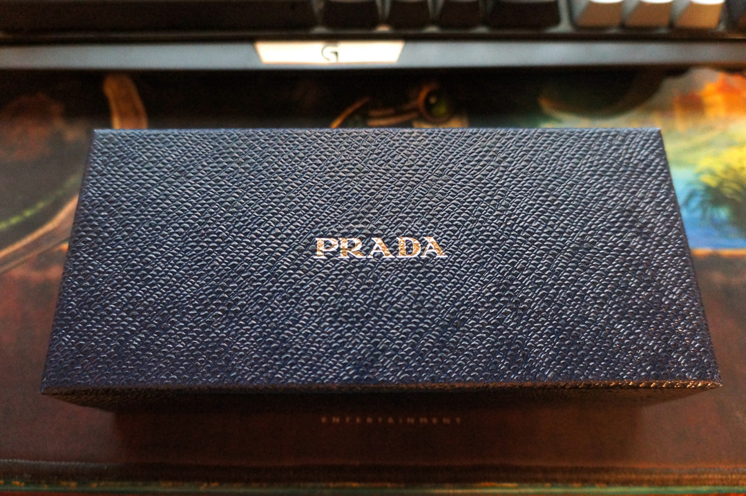 #全民分享季#本站首晒#自从有了京品购，从此奥莱是路人：PRADA 普拉达 黑色牛皮短款钱包