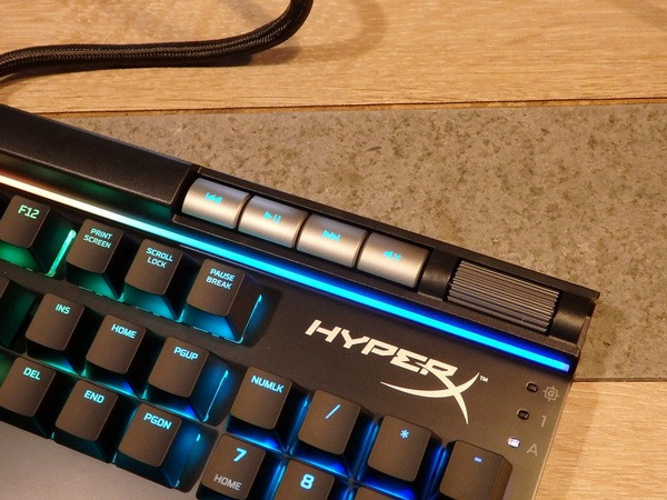 再度蜕变：Kingston 金士顿 发布 HyperX Alloy FPS Pro“合金版” 和 Alloy Elite RGB“精英”幻彩版 键盘