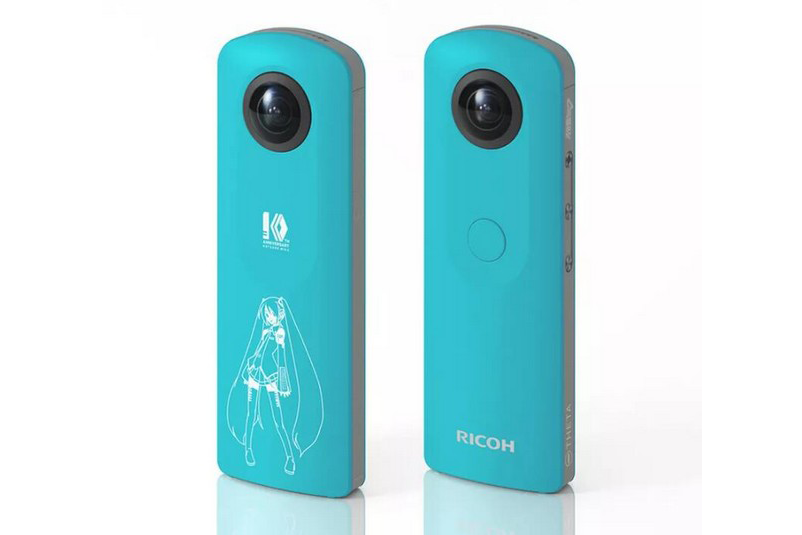 与初音未来合影：RICOH 理光 推出 Theta SC 360 限量款相机