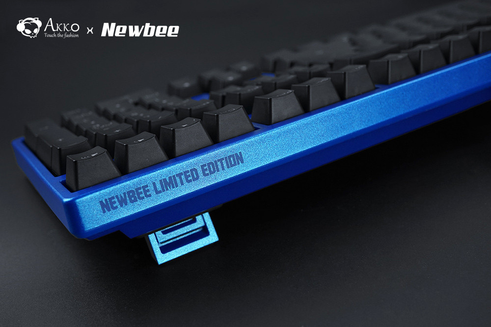 “Newbee Limited Edition”：Akko 艾酷 发布 Ducky 3108S Newbee战队限定版 机械键盘