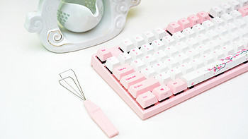 恋人手中樱花草：Varmilo 阿米洛 VA87M “樱”主题 机械键盘评测