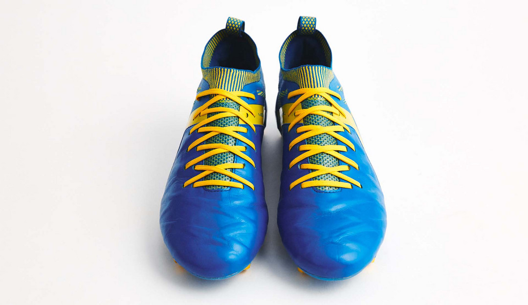 蓝色钻石：UMBRO 茵宝 推出全新 Meduase II Elite FG 足球鞋