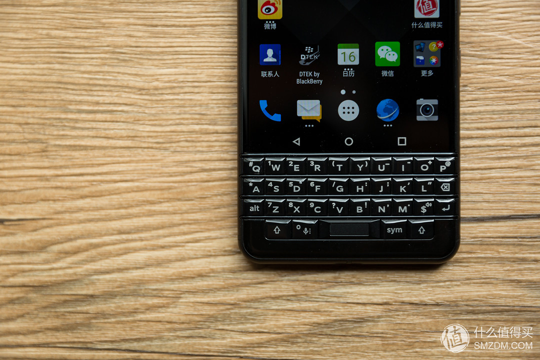 《到站秀》第118弹：BlackBerry 黑莓 KEYone “全键盘”Android 智能手机