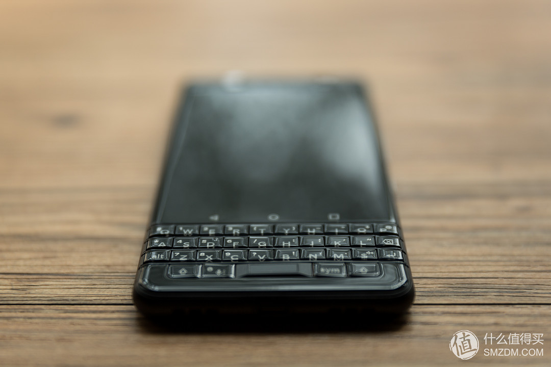 《到站秀》第118弹：BlackBerry 黑莓 KEYone “全键盘”Android 智能手机