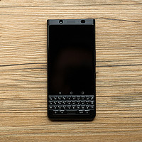 《到站秀》第118弹：BlackBerry 黑莓 KEYone “全键盘”Android 智能手机