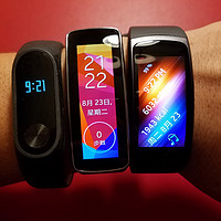 Samsung 三星 gear fit2 智能手环 开箱和简单比较