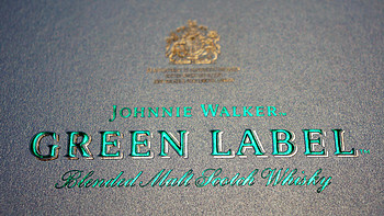 Johnnie Walker 绿方双杯礼盒购买理由(品牌|设计感|收藏价值)