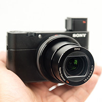 漫漫爬文路2年金币攒出SONY 索尼  DSC-RX100M5 黑卡数码相机