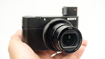 漫漫爬文路2年金币攒出SONY 索尼  DSC-RX100M5 黑卡数码相机