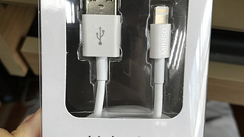 MINISO 名创优品 Apple Lighting数据充电线2.1A（白色） 开箱晒单