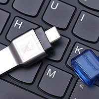 让一加5用上 TF 卡，金士顿 USB 3.1 双接口 TF 读卡器简测分享