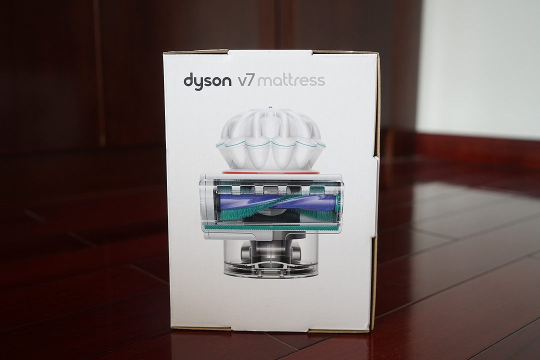 《到站秀》第132弹：dyson 戴森 v7 mattress 手持式除螨吸尘器