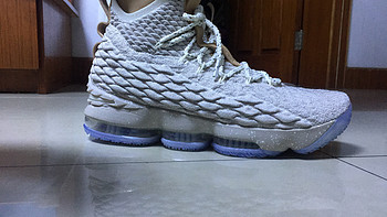 詹皇颜值最高战靴：Nike 耐克 lebron 15 ghost 开箱晒单