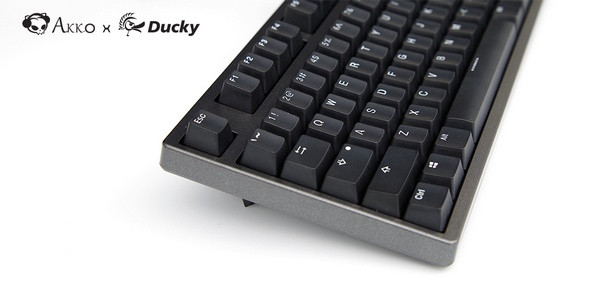 升级1808全新芯片组：Akko X Ducky 发布 3108 PBT二色正刻版机械键盘