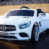 “奔驰AMG SL65”给孩子礼物.........