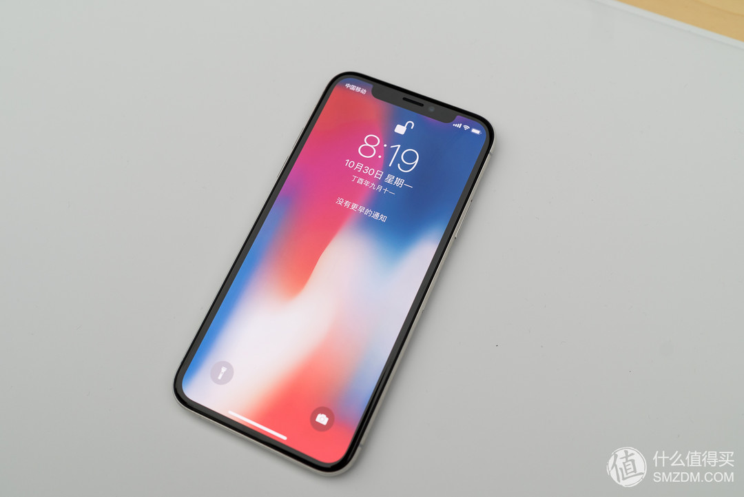 赶在 iPhone X上市之前，我们第一时间体验了 iPhone X