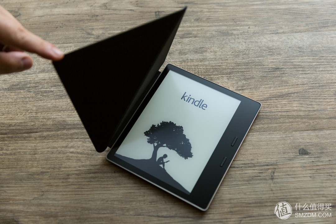 《到站秀》第135弹：Amazon 亚马逊 Kindle Oasis 电子书阅读器