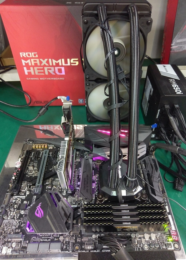 号称世界最快的“小马甲”：CORSAIR 美商海盗船 发布 32GB 4333MHz DDR4内存套装