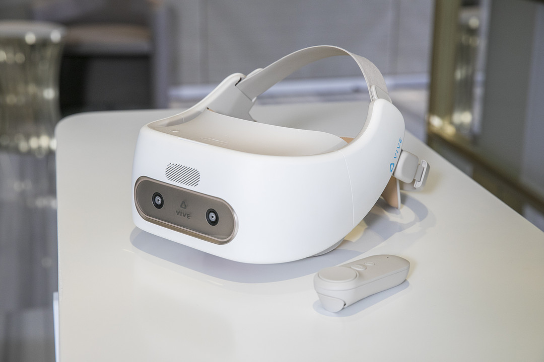 一脚踢开Google后，HTC 国内发布 Vive Focus 移动VR一体机