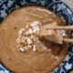 除夕夜，吃着火锅看春晚：如何调出一碗美味的芝麻酱蘸料油碗？