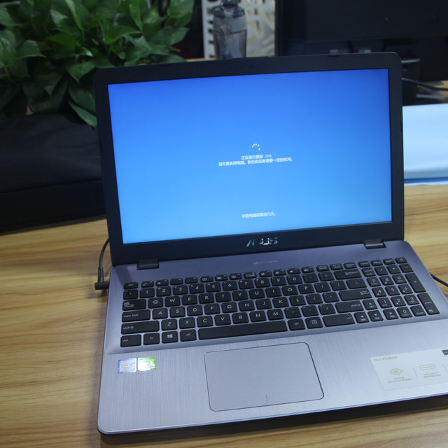 ASUS 华硕 顽石电竞版 FL8000UN 15.6英寸 笔记本电脑 开箱