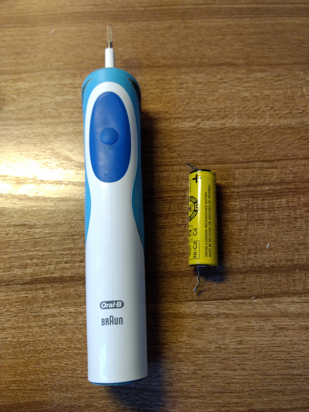 Oral-B 欧乐-B Pro2500（D20）电动牙刷 使用评测 + 牙刷消毒器 评测