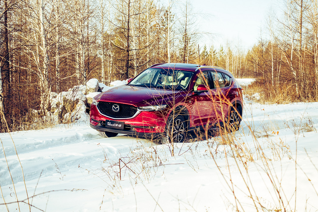 在黑龙江上狂奔的第二代Mazda CX-5