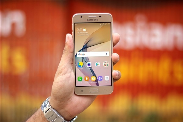入门级方案、骁龙430：SAMSUNG 三星 发布 Galaxy J2 (2018) 智能手机